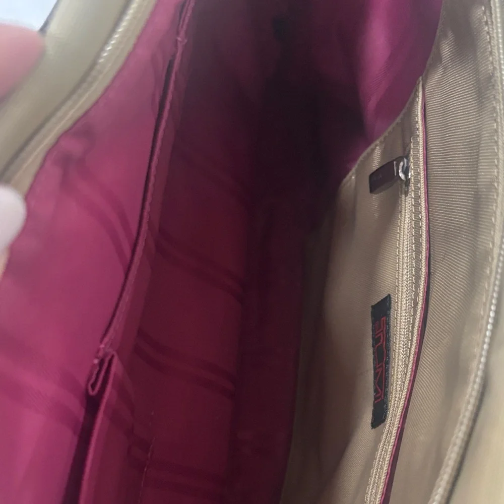 Tan Tumi |Bag